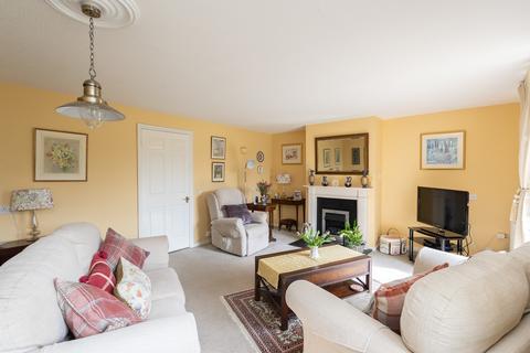 3 bedroom cottage for sale, Sondes Farm, Glebe Road