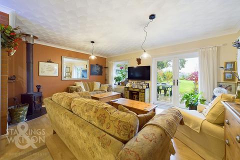 4 bedroom detached bungalow for sale, Low Lane, Rockland All Saints, Attleborough