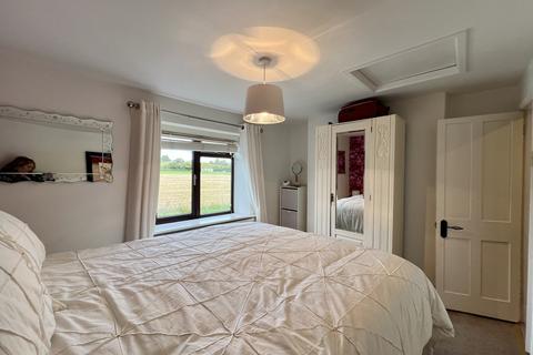 Lobbington Cottage Chew Lane, Chew Stoke, Bristol, BS40 8UE