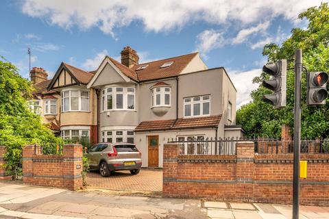 6 bedroom semi-detached house for sale, Ilford, Ilford, IG1