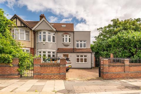 6 bedroom semi-detached house for sale, Ilford, Ilford, IG1