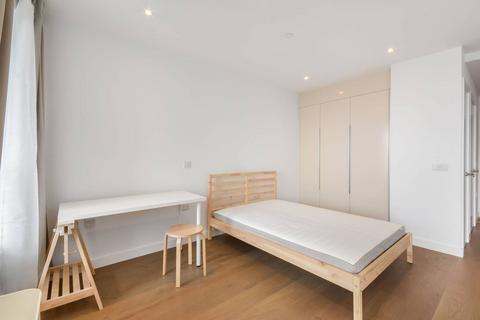 Studio to rent, Hurlock Heights, Elephant and Castle, SE17