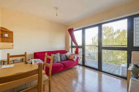 2 bedroom flat for sale, Atelier Court, Poplar, London, E14