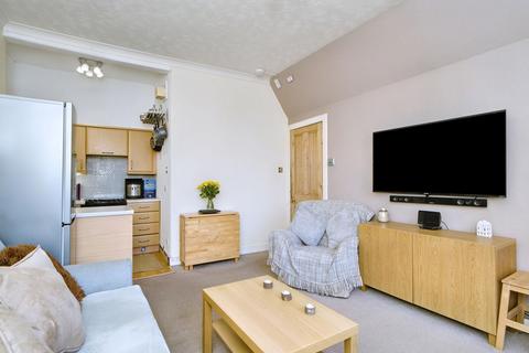6 Dickson Street, Leith, Edinburgh, EH6 8RL