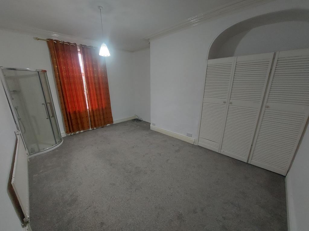 Photograph 9