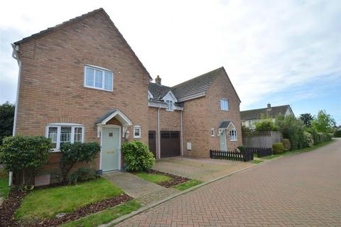 3 bedroom semi-detached house for sale, Blaydon Place, Sutton CB6