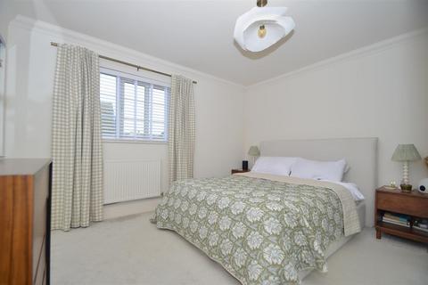 18 Blaydon Place, Sutton, Ely, CB6 2BS