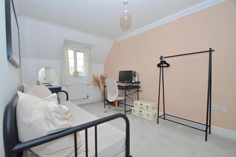 18 Blaydon Place, Sutton, Ely, CB6 2BS
