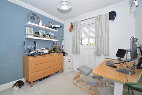 18 Blaydon Place, Sutton, Ely, CB6 2BS