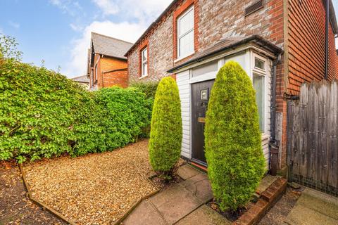 2 bedroom semi-detached house for sale, Greenham Road, Newbury, RG14