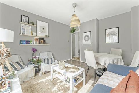 1 bedroom flat for sale, Lofting Road, Islington N1