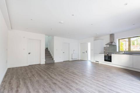 3 bedroom house for sale, Brook Mews, Palmers Green N13