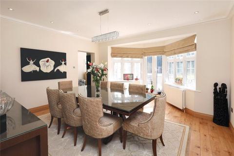 38 Bathgate Road, London, SW19 5PJ