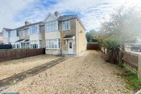 3 bedroom semi-detached house for sale, Midford Road, Taunton - lots of parking!