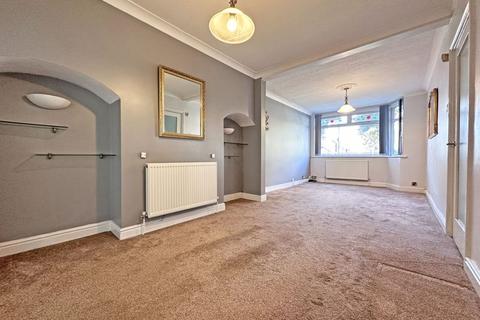 3 bedroom semi-detached house for sale, Lindley Avenue, TIPTON, DY4 8JU