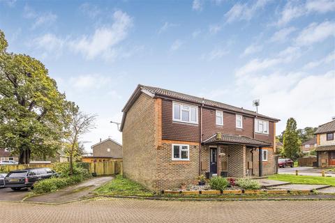 3 bedroom semi-detached house for sale, Nightingale Close, Havant PO9