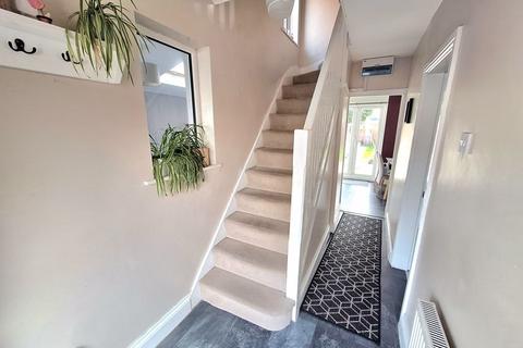 3 bedroom semi-detached house for sale, Silverdale Road, Erdington, Birmingham B24 0SH