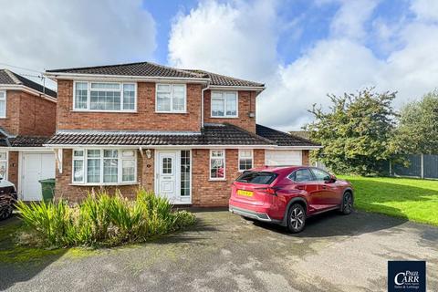 4 bedroom detached house for sale, Lapwing Close, Cheslyn Hay, WS6 7LL