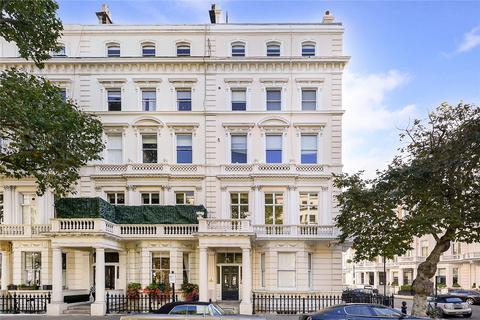 2 bedroom flat for sale, Queens Gate, South Kensington, London