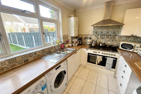 2 Anderton Grove, Ashton-under-lyne, OL6 9EF