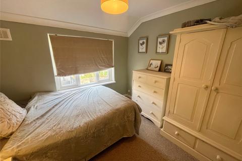 2 Anderton Grove, Ashton-under-lyne, OL6 9EF