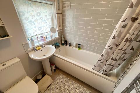2 Anderton Grove, Ashton-under-lyne, OL6 9EF