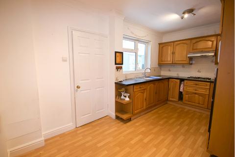 28 Andrews Crescent, Paston, Peterborough, PE4 7XL