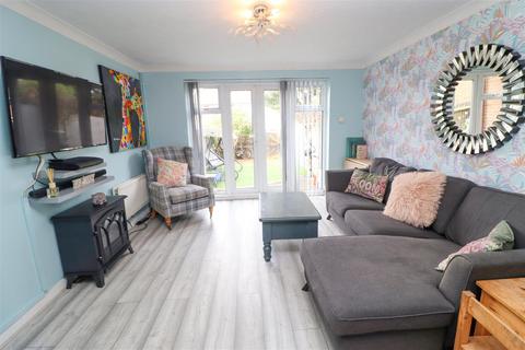 2 bedroom terraced house for sale, Barn Meadow Close, Fleet GU52