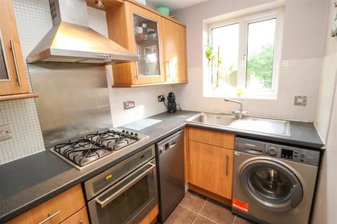 45 Barn Meadow Close, Church Crookham, Fleet, GU52 0YB