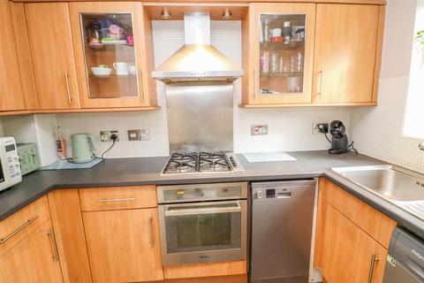 45 Barn Meadow Close, Church Crookham, Fleet, GU52 0YB