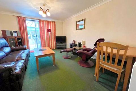 2 bedroom end of terrace house for sale, Coopers Way, Dunstable