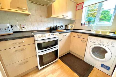 2 bedroom end of terrace house for sale, Coopers Way, Dunstable