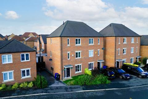 4 bedroom semi-detached house for sale, Cygnet Drive, Mexborough S64