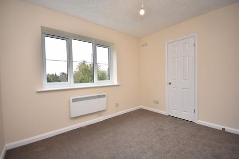 2 bedroom property to rent, Aylesbury HP20