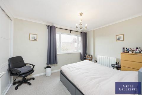 2 bedroom semi-detached house to rent, Dormans Close, Northwood, Middlesex, HA6 2FX