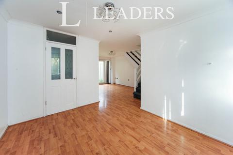 3 bedroom terraced house to rent, Dunsmore Road - Close to Town - LU1