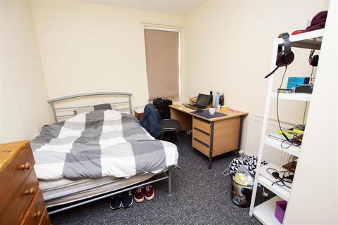 undefined, Raddlebarn Road, Birmingham B29