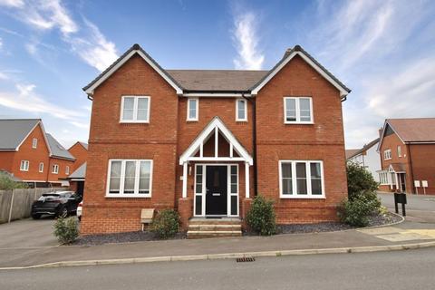 4 bedroom detached house for sale, Sandy Field Way, Southampton SO32