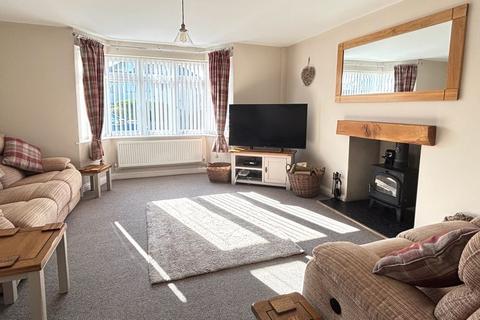 12 Armscroft Place, Gloucester, GL2 0SP