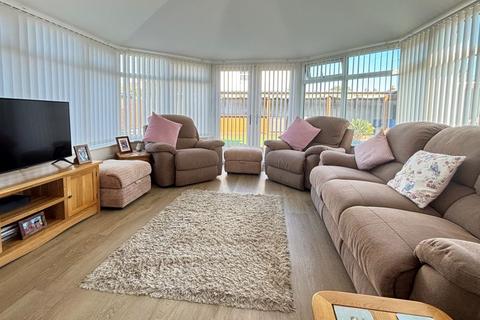 12 Armscroft Place, Gloucester, GL2 0SP