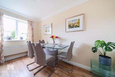 4 Brewer Walk, Crossways, Dorchester, DT2 8WN