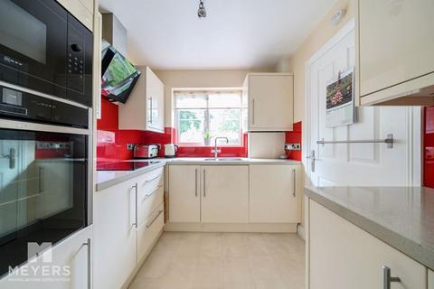 4 Brewer Walk, Crossways, Dorchester, DT2 8WN