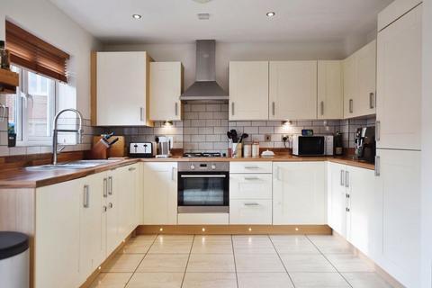 52 Grouse Road, Old Sarum, Salisbury, SP4 6GE