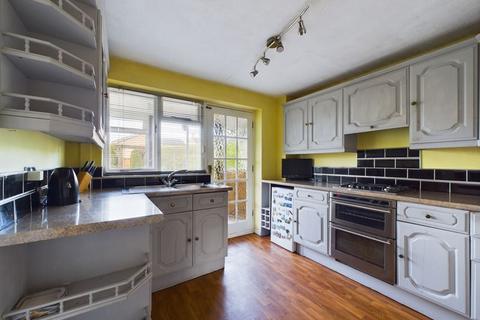 3 bedroom semi-detached house for sale, Gloucester Road, Stonehouse