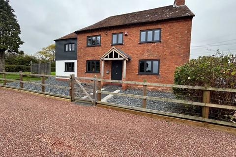 4 bedroom detached house to rent, Ditchford Bank Road, Hanbury, Bromsgrove