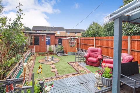 3 bedroom end of terrace house for sale, Newbury Close, Bedford MK42