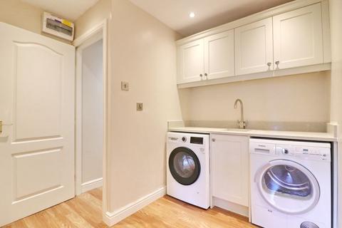 3 Crombouke Fold, Worsley, Manchester, M28 1ZE