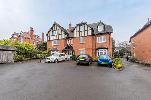 1 bedroom apartment for sale, Chaddesley House, Hagley DY9