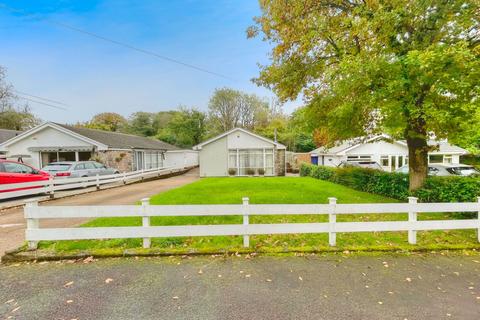 3 bedroom detached bungalow for sale, Woodland Park, Aberdare CF44