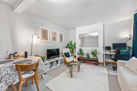 1 bedroom apartment to rent, Ellerslie Road, London, W12